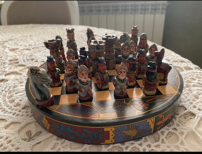 西洋棋 - 秘魯  (沒有保留價)