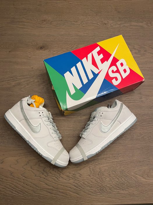 Nike SB - Low Sneaker - Größe: UK 9, US 10