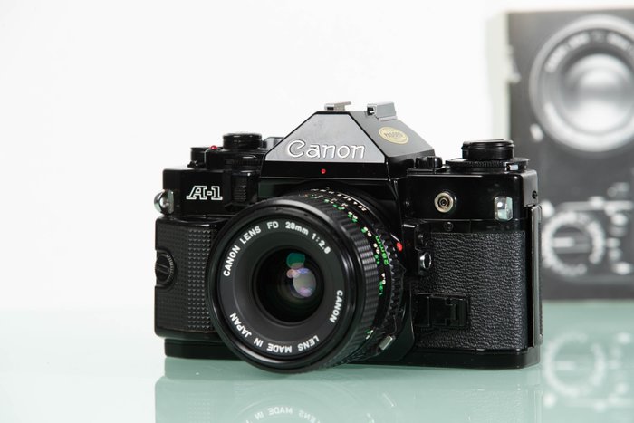 Canon A-1, Canon FD 28mm f/2.8 单镜头反光相机 (SLR)