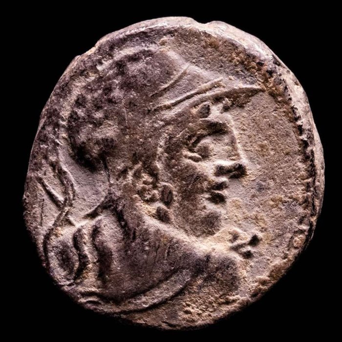 罗马共和国. Cn.伦图卢斯·克洛迪亚努斯，公元前88年. Denarius Rome mint. 88 B.C. - Mars bust / CN·LENTVL, Victory in biga  (没有保留价)