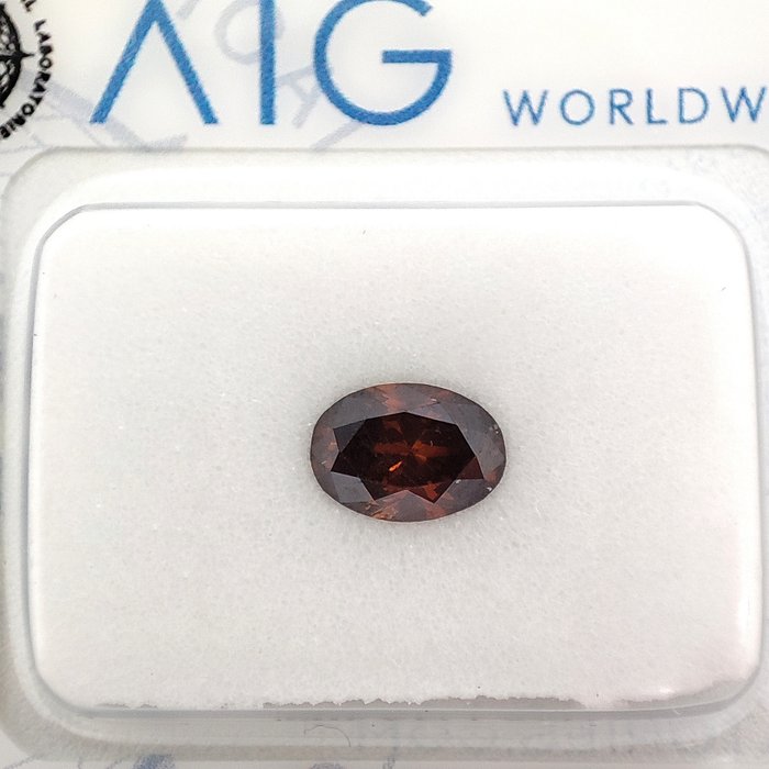 Diamant - 0.60 ct - Ovaal - Fancy Deep Brown Orange - SI3 *No Reserve Price*