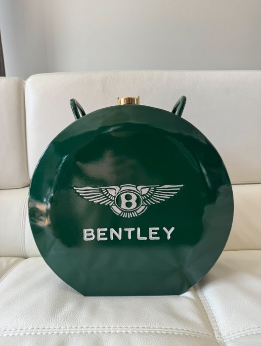 Oil Can - Bentley