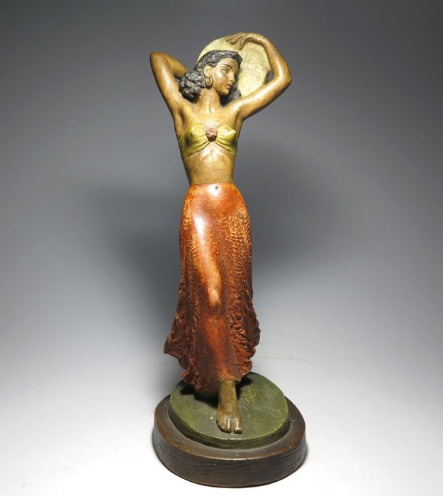 József Gondos (1909-1987) - Skulptur, Art Deco Lady - 29.5 cm - Keramik, Terracotta - 1930
