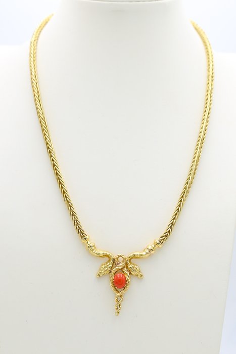 Necklace - 18 kt. Yellow gold Coral