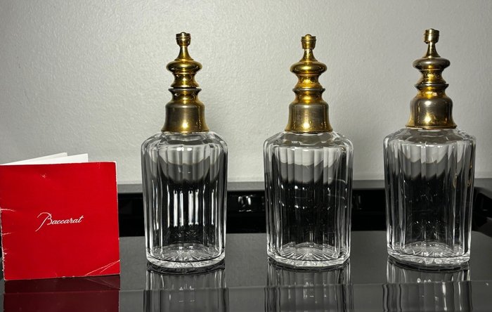 Baccarat - Frasco de perfume (3) - metro. serie F 263 Fondo Étoile - Cristal
