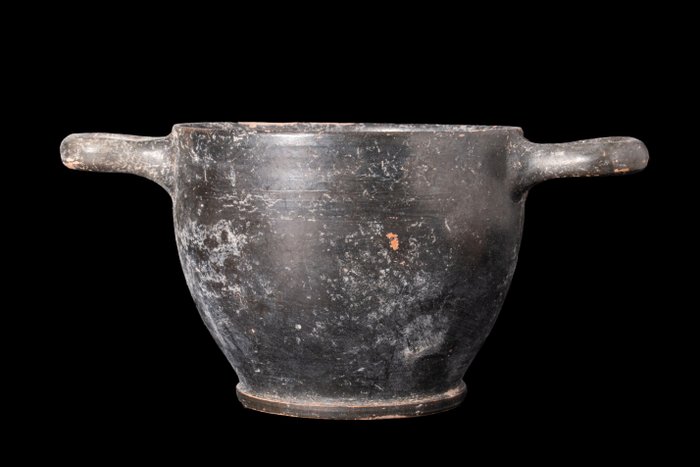 Ancient Greek, Attic Black-glazed Pottery Skyphos  (No Reserve Price)