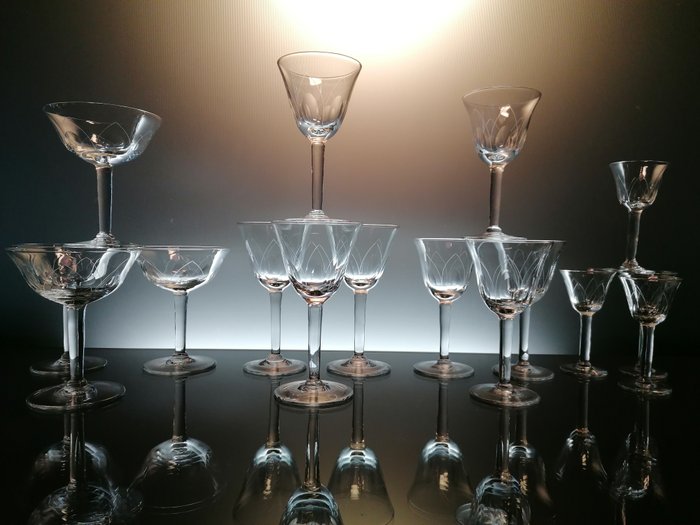 Val Saint Lambert - Drinking service (16) - Art deco service for 4 persons. - Crystal, Glass