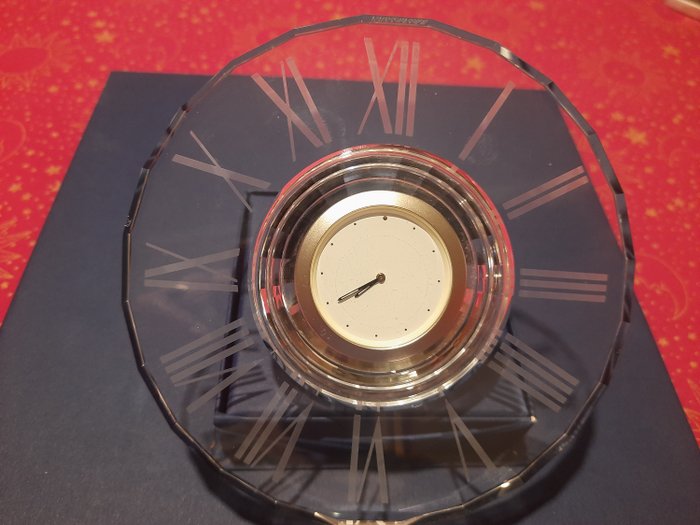 桌钟和座钟 -   水晶 - 2000-2010