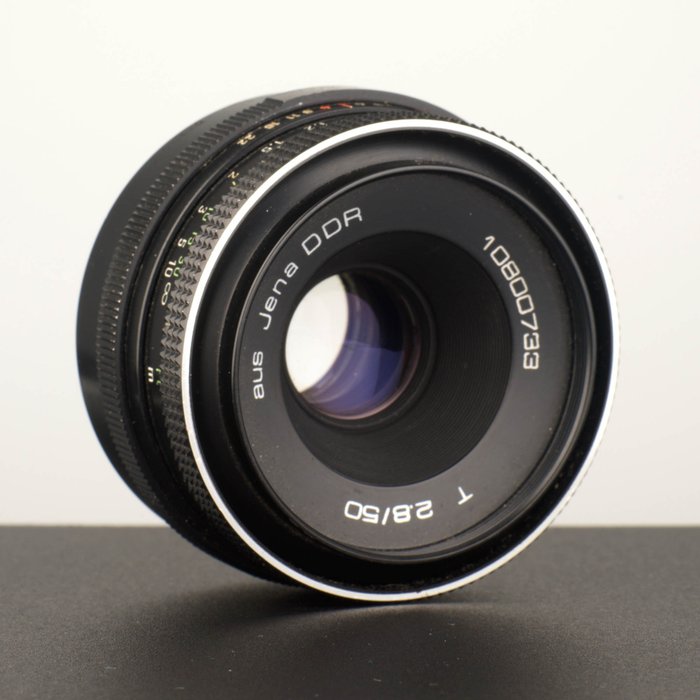 Carl Zeiss Jena Tessar 50mm f2.8 Prime lens