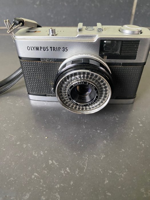Olympus Trip 35 Φωτογραφική μηχανή με σκόπευτρο