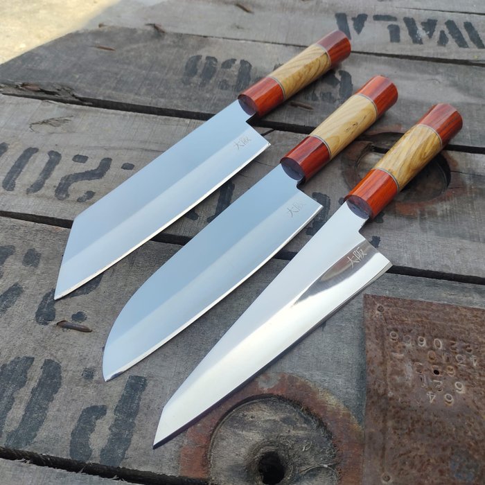 廚刀 - 日本專業SUJIHIKI、Kobunka、GYTO刀，橄欖木和紅木。刀具專為 - 亞洲