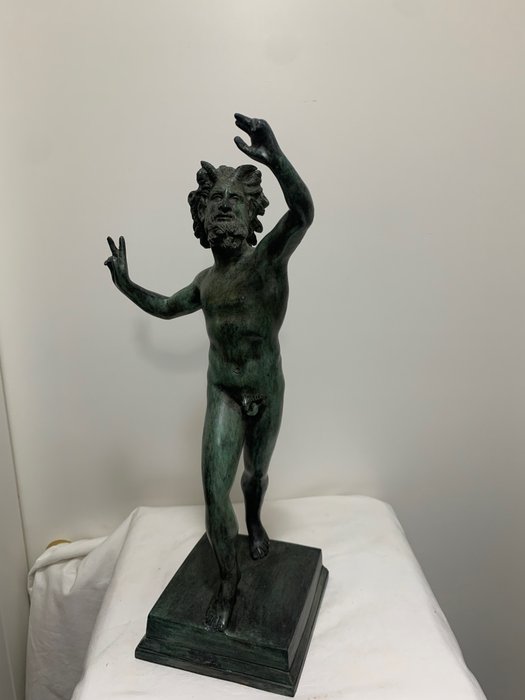 Szobor, Satiro pompeiano - 40 cm - Bronz (patinált)
