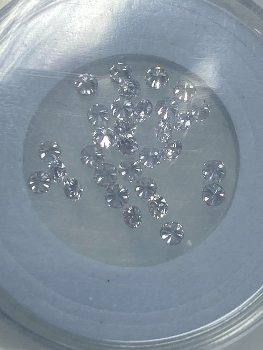 31 pcs Diamant - 0.97 ct - Rotund - E, F, G, H - VS1, VS2, VVS1, VVS2