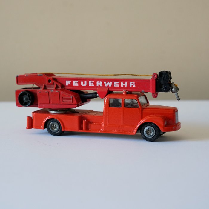 Tekno 1:43 - 模型汽车 - Scania Vabis 445 Fire Department