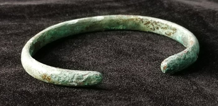 Muinainen Rooma Pronssi Käärmepään rannekoru - 45 mm  (Ei pohjahintaa)