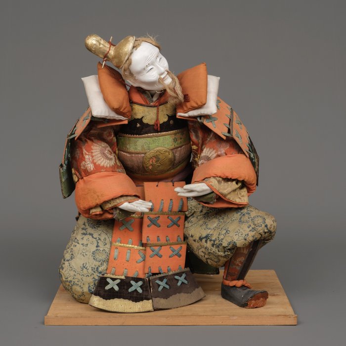 武士人形 (Musha ningyô) - Gofun糊、錦緞、頭髮、鍍金金屬 - 日本 - 天命 8 天明八季，紀元 1788