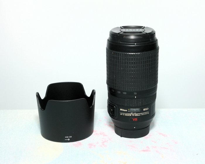 Nikon AF-S Nikkor 70-300mm F4.5-5.6 G IF-ED VR Zoomobjektiv