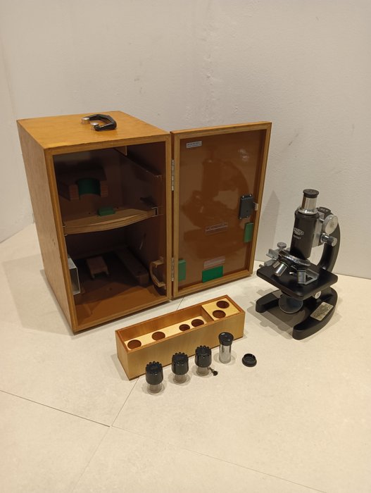 Mikroskop - GB - 1940–1950 - Japan - Olympus