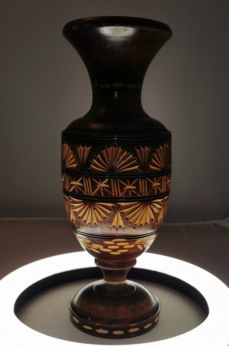 花瓶 -  優雅的花瓶款式  - 木材（樺木）