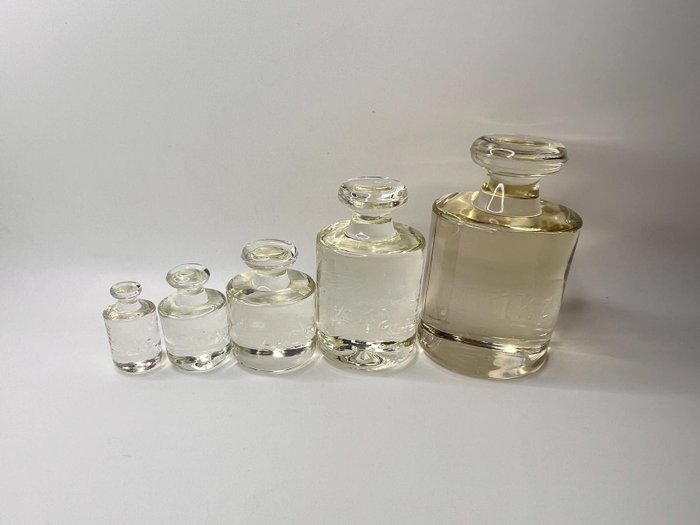 French made Vintage apothecary glass scale weights, set of five - 砝码 (5)