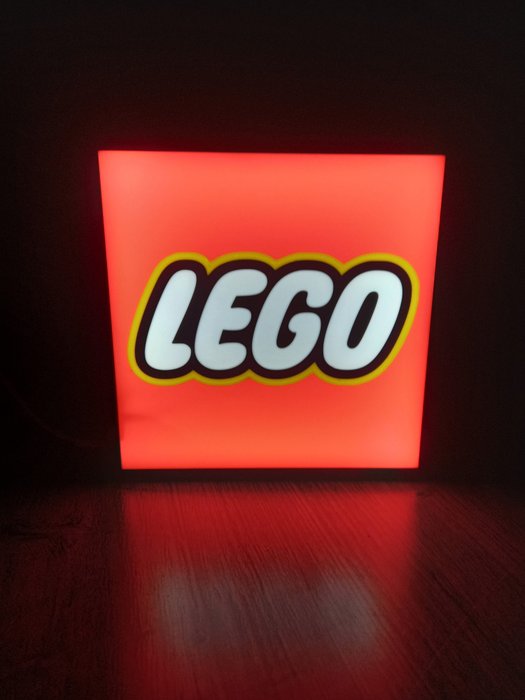 Lego - Podświetlana tablica reklamowa - Plastik