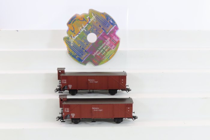 Märklin H0 - 46158 - Modellvonat teherfuvarozási vagonszett (1) - 3 részes teherkocsi készlet "Organ transport" 2 tengelyes zárt kocsikkal "Johann Sebastiaan" CD-vel - DRG