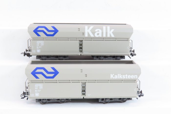 Märklin H0 - 46242 - Modellbahn-Güterwagenset (1) - 2-teiliges Güterwagen-Set mit 4-achsigen Selbstentladewagen mit Aufdruck „KALK“ und „Limestone“. - NS