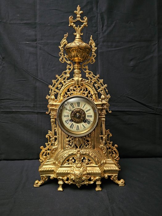 Relógio de mesa - Regência - Bronze dourado - 1850-1900