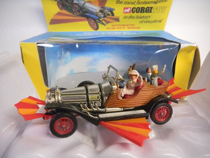 Corgi 1:43 - Miniatura de carro - n. 266 CHITTY CHITTY BANG BANG (REPROBOX)