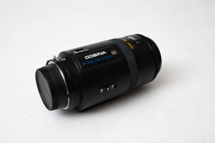 Cosina AF MC 75-200 mm f /4.5 Macro - FOR NIKON - Zoomlens