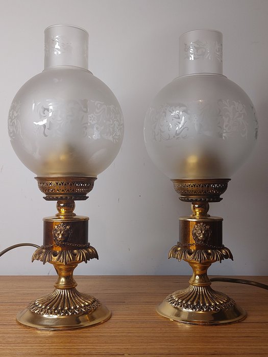 Bordlampe (2) - Forsølvet bronze