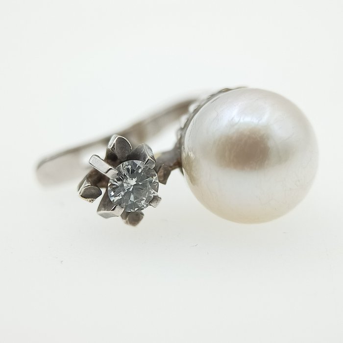 Ohrringe - 18 kt Weißgold Perle - Diamant 