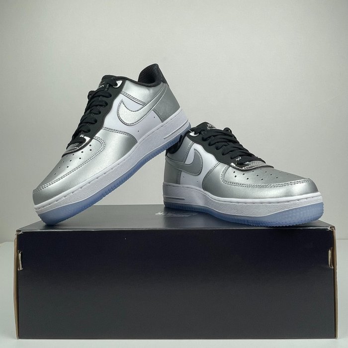 Nike - Sneakersy - Rozmiar: Shoes / EU 39