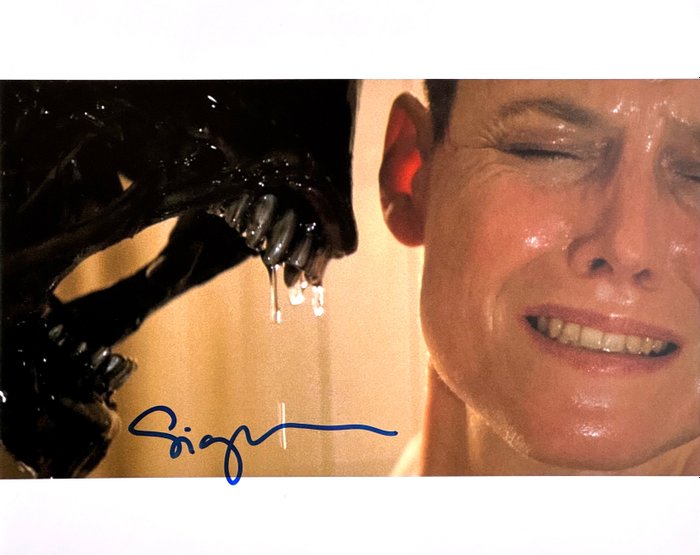 Sigourney Weaver (Ellen Ripley) - Authentic Signed Photo from “Alien3” - Autograph with COA