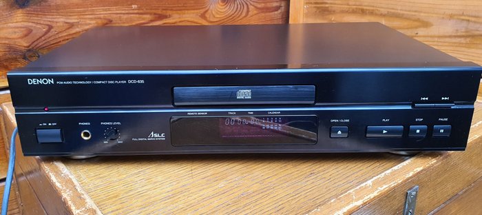 Denon - DCD-635 - PCM Audio Technology CD player