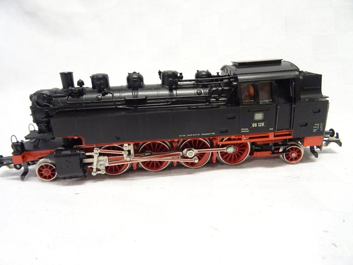 Märklin H0 - 3696 - Locomotiva com vagão de carvão (1) - BR 86, com engates Telex - DB