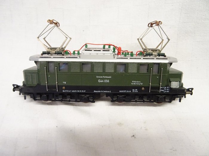 Fleischmann H0 - 4330 - Locomotora eléctrica (1) - E 44 056, carcasa metálica - DB