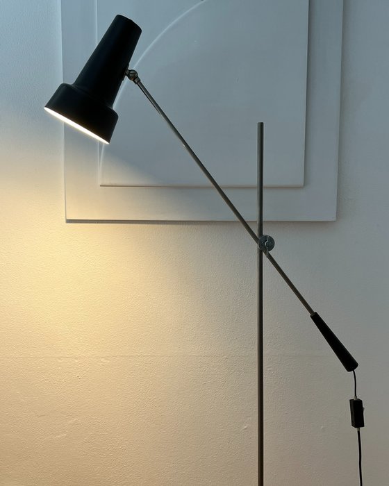 Hagoort - Willem Hagoort - Staande lamp - Model 329 - Aluminium, IJzer (gegoten), Metaal, Staal, Nikkel