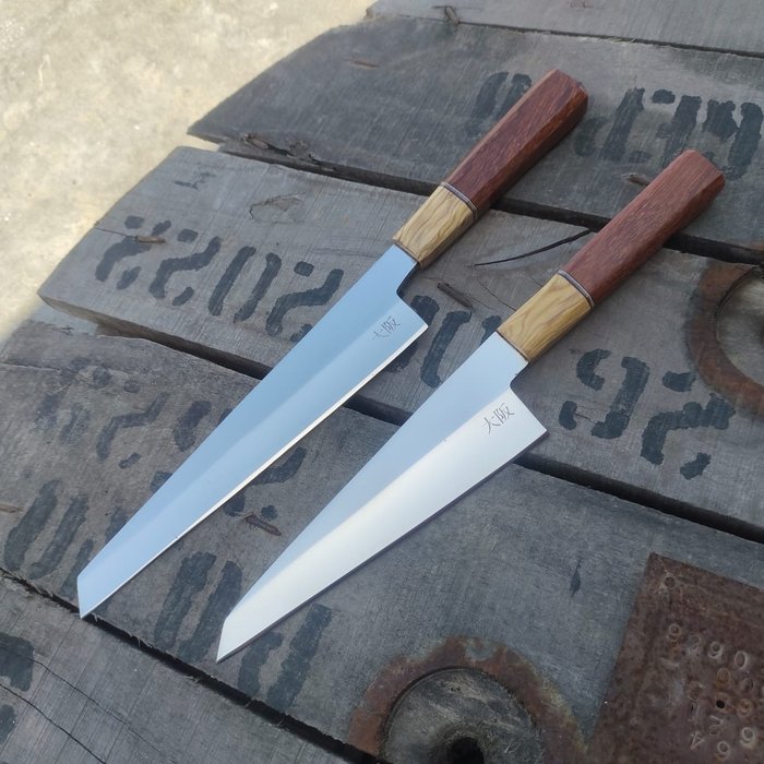 Nóż kuchenny - Para japońskich profesjonalnych noży szefa kuchni Honesuki z rękojeścią z drewna jesionowego i - Azja