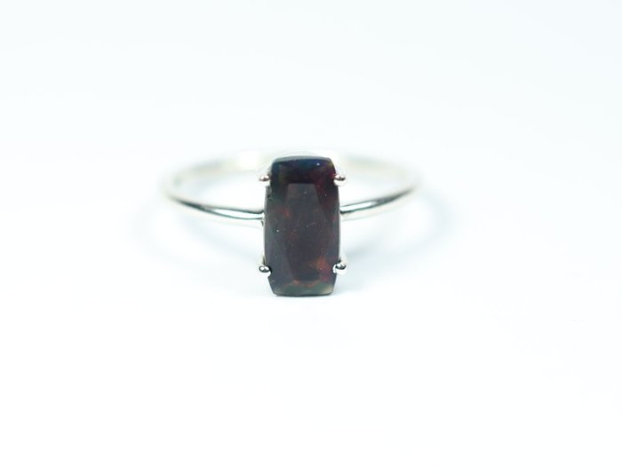 Schwarzer Chalama Opal Ring /  neu- 1.62 g - (1)