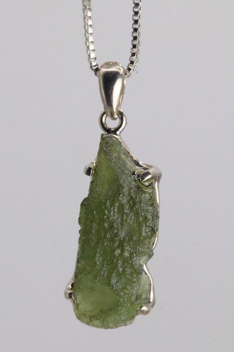 Incrível pingente Gemmy Moldavite, lindo colar Moldavite em prata 925 - 4.2 g
