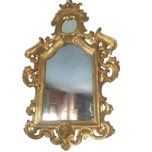 Oglindă de ornament  - Lemn