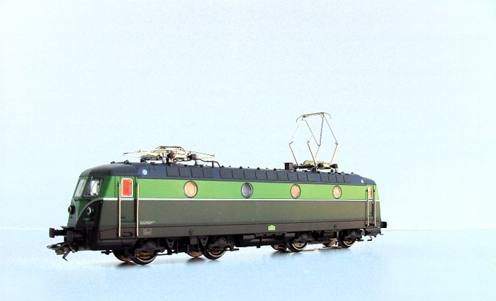 Märklin H0 - 33231 - Elektrisk lokomotiv (1) - Serie 122 - SNCB NMBS