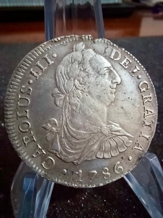 Spanien. Carlos III (1759-1788). 8 Reales 1786 Lima M.I.