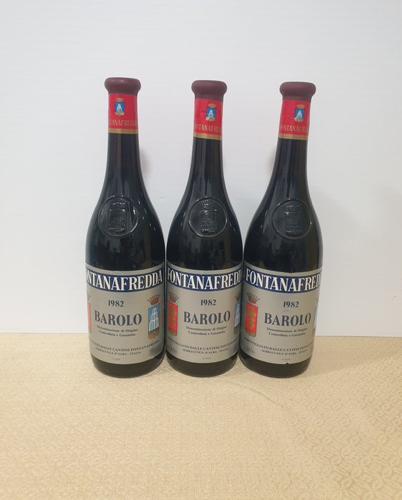 1982 Cantine Fontanafredda - Barolo, Piedmont DOCG - 3 Flasker (0,75 L)
