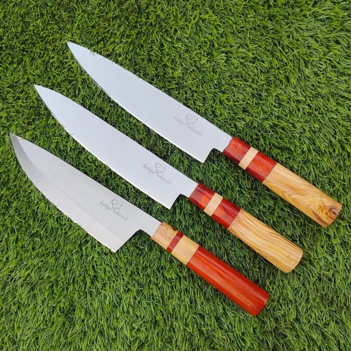 Küchenmesser - Japanisches professionelles SUJIHIKI, Guyto-Messer mit Olivenholz und Redwood. Messer für den - Asien