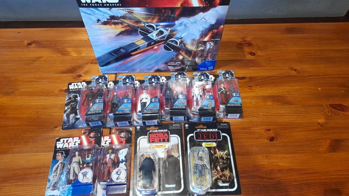 Hasbro  - Action figure lotto action figure star wars 3,75 inch + poe's x wingfighter 11PZ