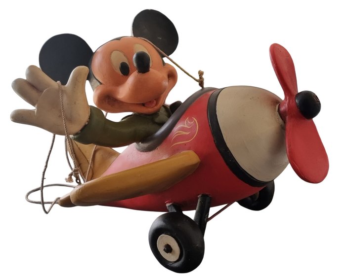 Disney - Mickey Mouse - Waving from his plane
