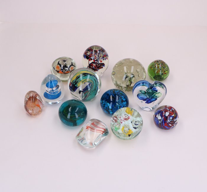 Paperweight  (13) - Glass