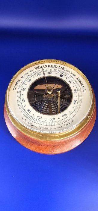 A.W. Heijnen - Aneroidbarometer - Tre